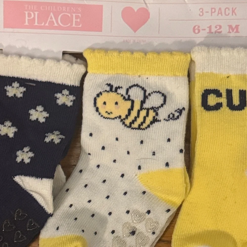 Children's Place Kids' Bee and Flower Socks - 3 Pack